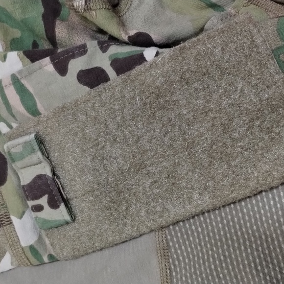 USGI Multicam OCP Army Combat shirt FR rated Large under armour Gen 1 mock neck - Picture 5 of 9